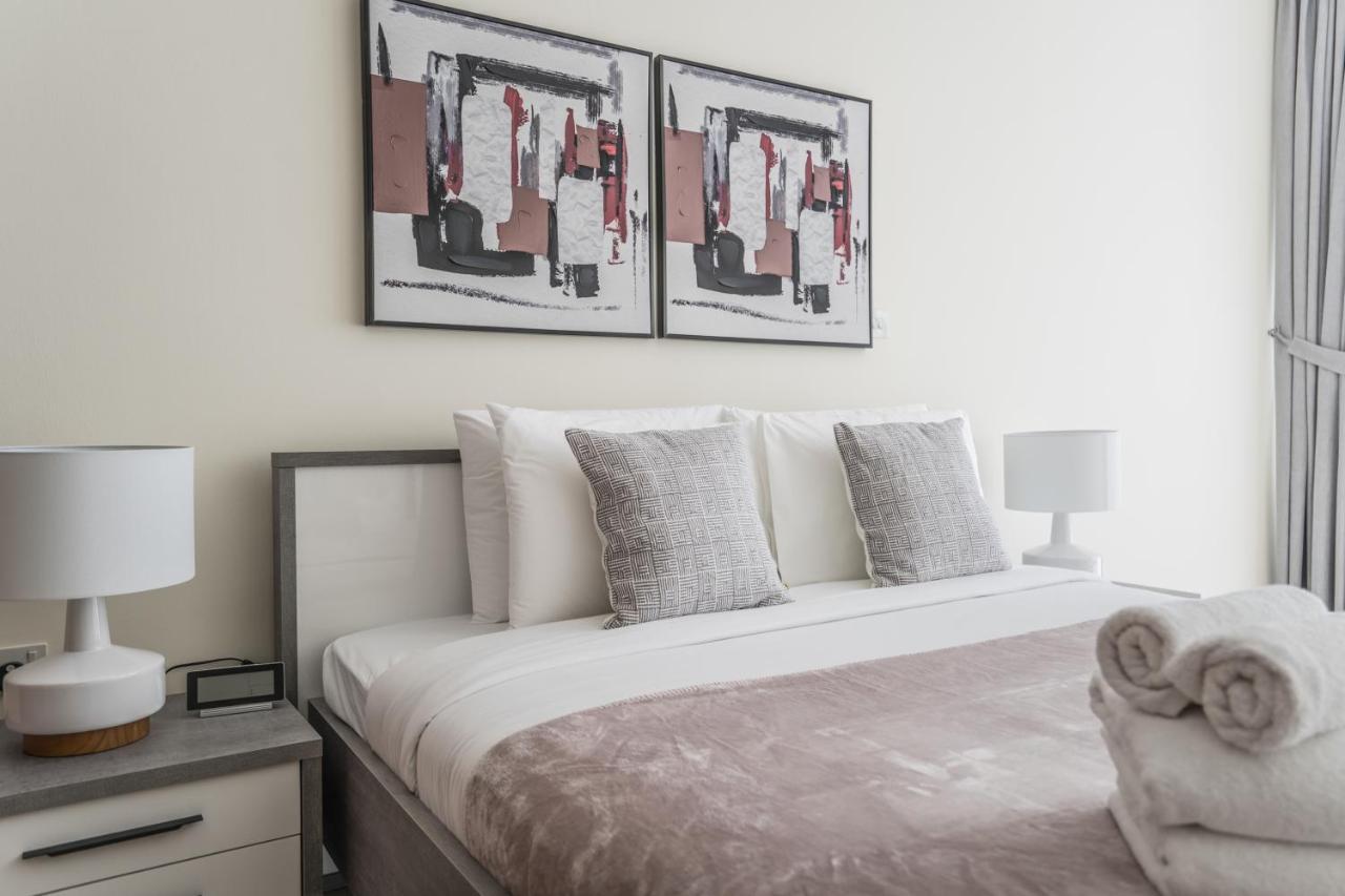 Higuests - Luxury Apartment In The Iconic Park Towers Dubai Eksteriør billede